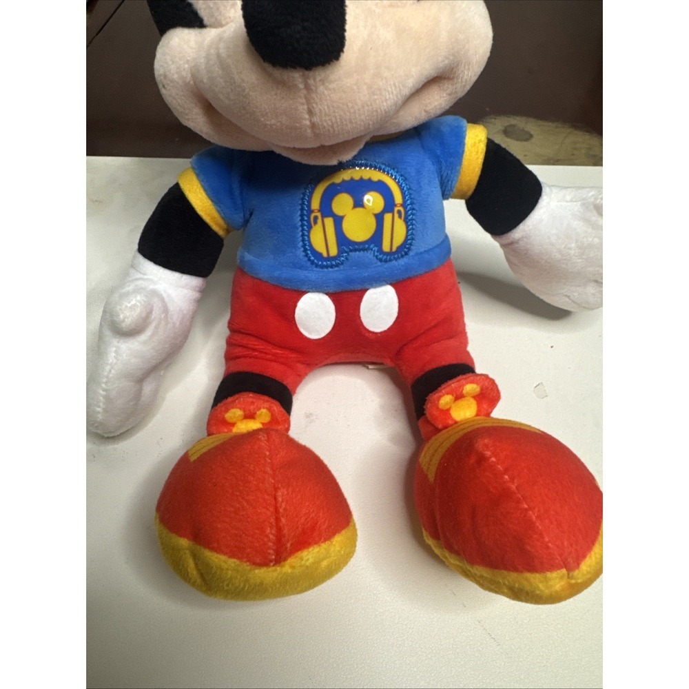 Disney Junior Singing Mickey Mouse 12" Plush Talking Stuffed Toy Hot Diggity Dog - Picture 3 of 6
